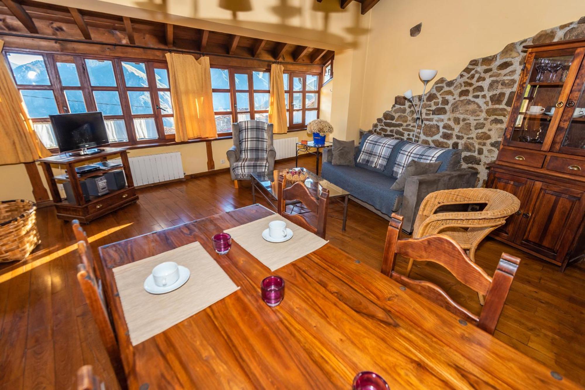 Casa De Ligueria Country house Rozapanera
